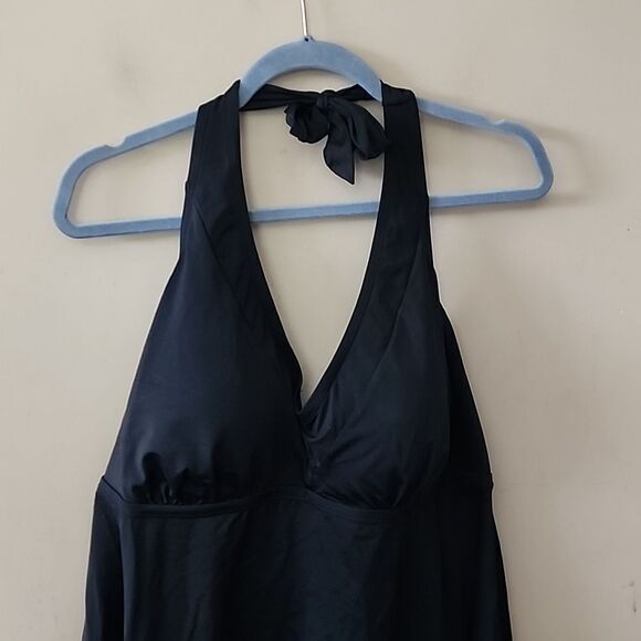 Swimsuits 🩱 for all top size 20 - Picture 2 of 6